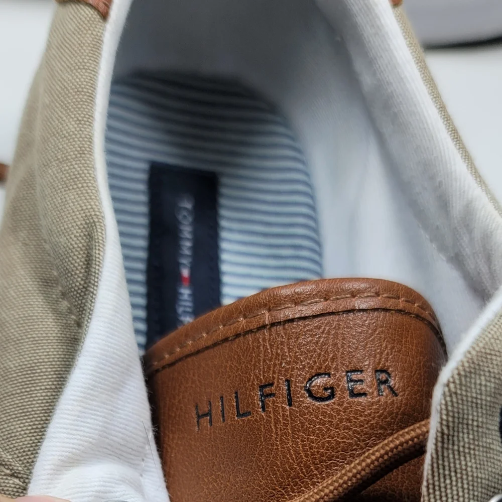 TOMMY HILFIGER Mens Phero Sneaker Size:9 - Picture 10 of 13